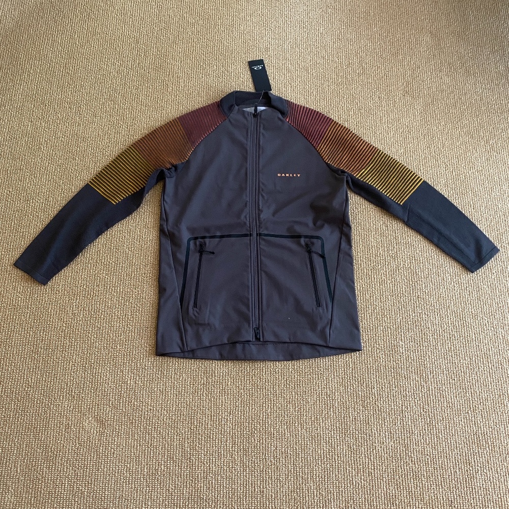 Men's Oakley Urban Commuter Gradient Forged Iron Jacket Size Small NWT